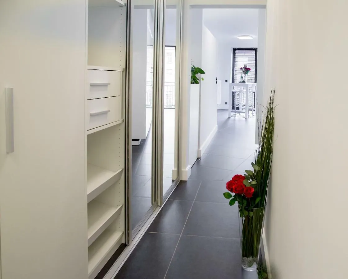 Jane'S Corner The Place To Read&Eat&Sleep Apartment Antwerp 0*,