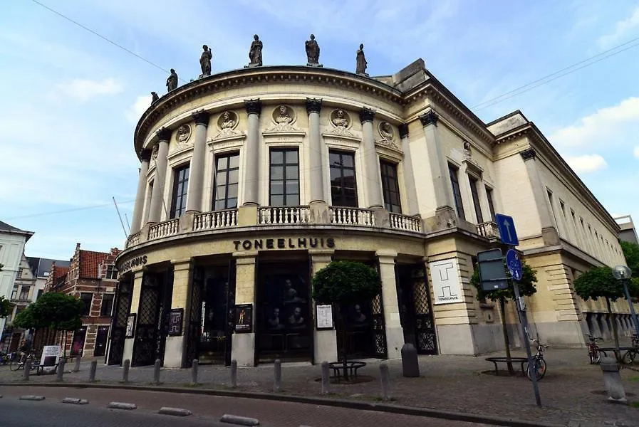 Jane'S Corner The Place To Read&Eat&Sleep Apartment Antwerp