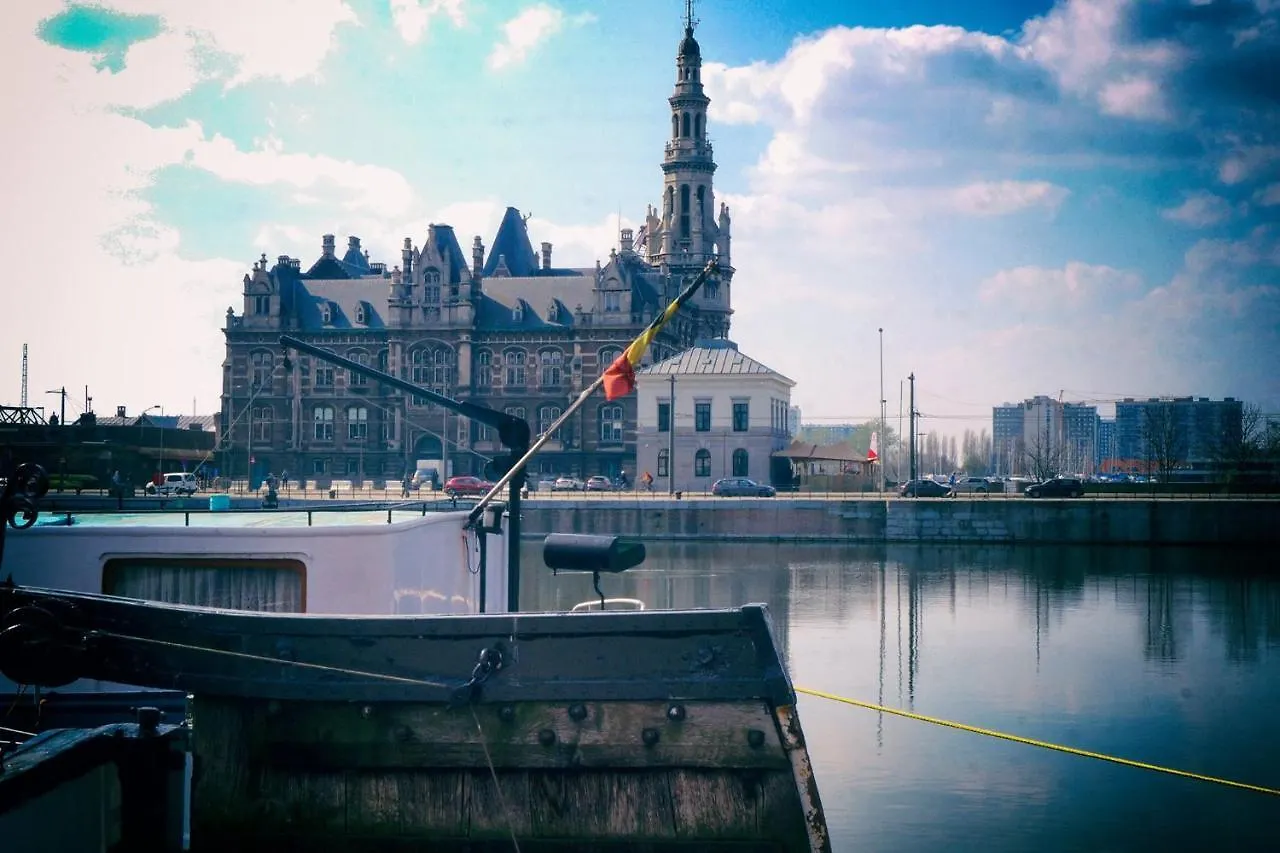 Jane'S Corner The Place To Read&Eat&Sleep Apartment Antwerp Belgium